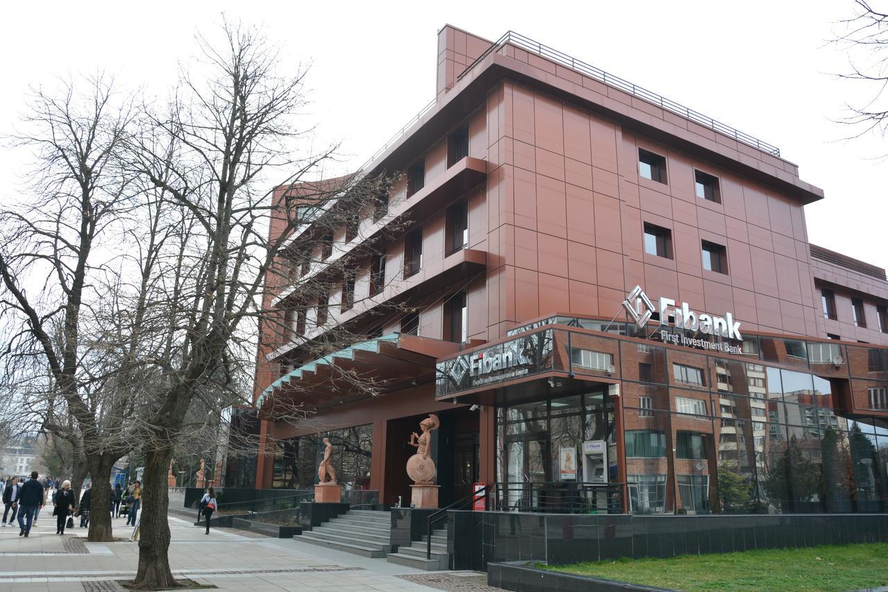 Hotel Presidivm Palace 로베치 외부 사진